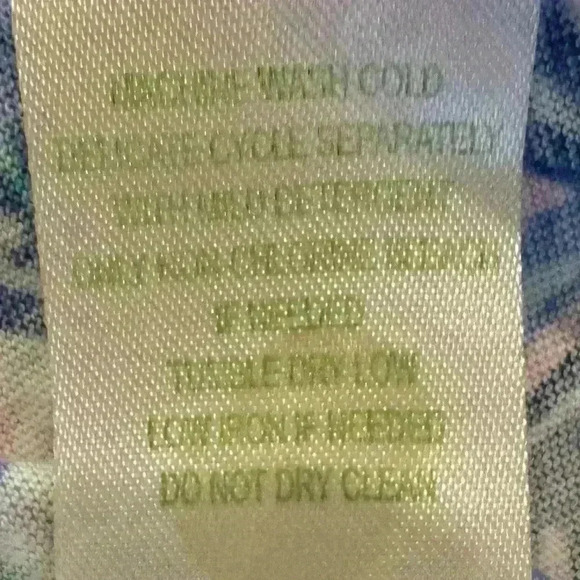 ๐ 6/$60, Lilly Pulitzer Kids Onesie Shorts Blue Purple Pink Floral Large - Picture 7 of 7